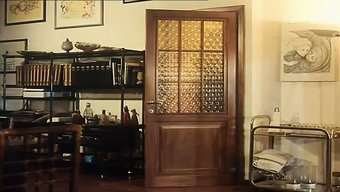 Klasik Italyan Diva Retro Tarzında