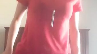 Bu Tek Başına Mastürbasyon Videosunda Azgın Bir Kızı Izleyin Ve Kendini Tatmin Edin