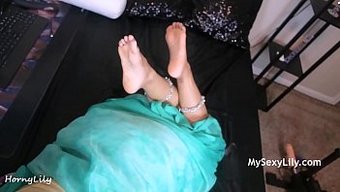 Desi Üvey Anne Lily, Üvey Oğluna Pov'Da Pis Bir Sakso Çekiyor