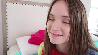 Güzel Bir Esmerle Ayak Fetişi Ve Büyük Yarak Aksiyonu Hd Videoda
