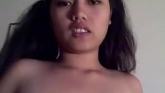 Lingerie Giyen 18+ Asyalı Genç Kızla Pov Seks