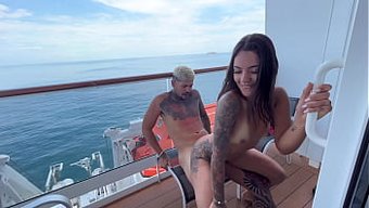 Latin Bebek, Duygusal Bir Cowgirl Tarzıyla Neymar'I Sürüyor