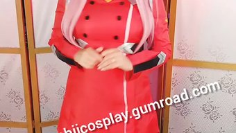 Büyük Doğal Göğüsler Ve 18 Yaşındaki Cosplay Seks