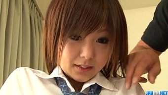 Genç (18+) Miku Airi Oyuncaklarla Sert Seks Oyunlarına Dalıyor