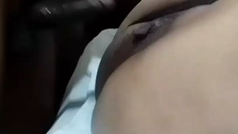 Milf Büyük Bir Yarak Tarafından Amını Beceriyor