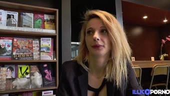 Eva Ve Anais, Iki Genç Avrupalı Kız, Biraz Sapık Eğlenceye Dalıyorlar